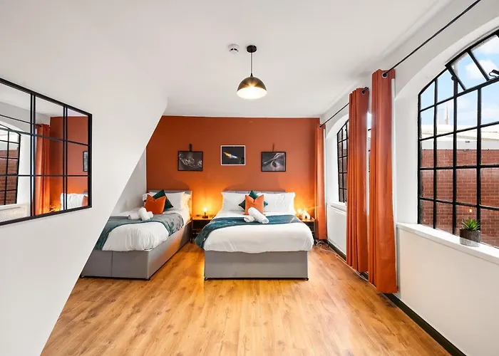 Spacious Birmingham City Apartment